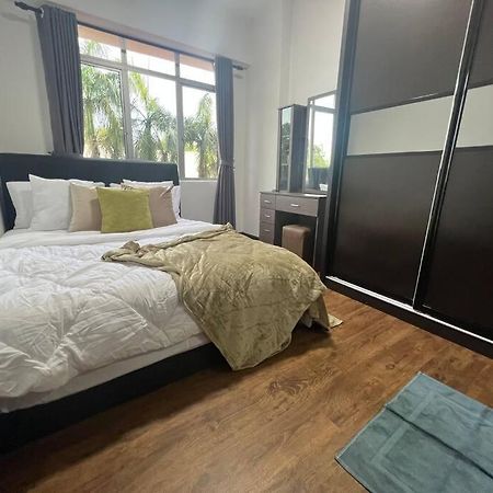 Glory Beach Aparment 2 Bedroom Port Dickson Exterior foto